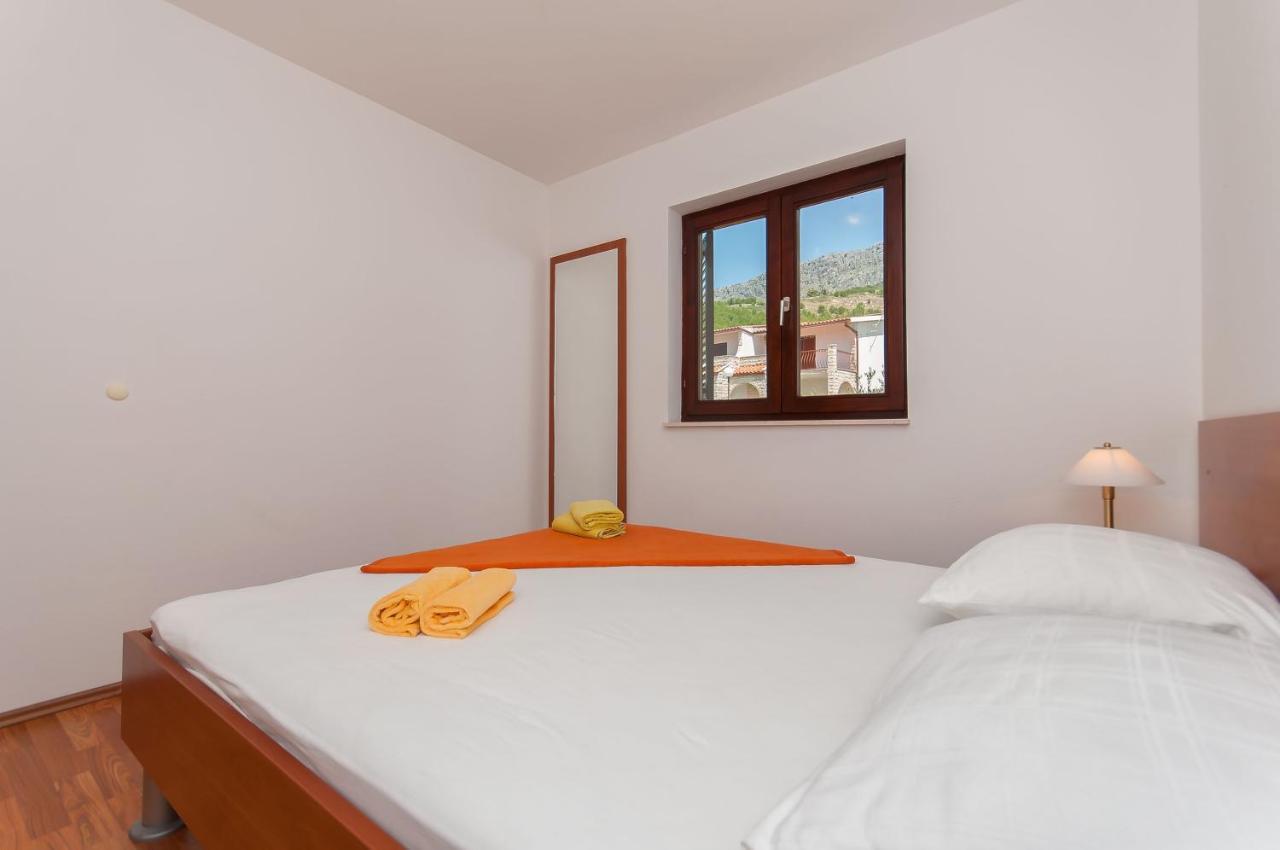 Apartments Ricina Дуги-Рат Экстерьер фото